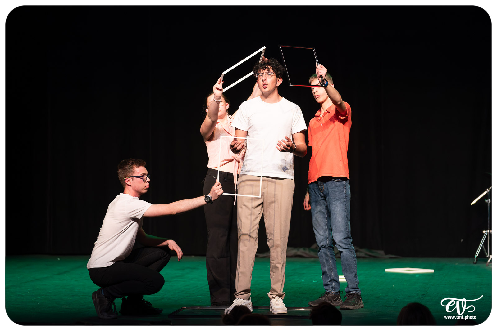 MAIS SONGEONS À RÉPÉTER S'IL VOUS PLAIT !